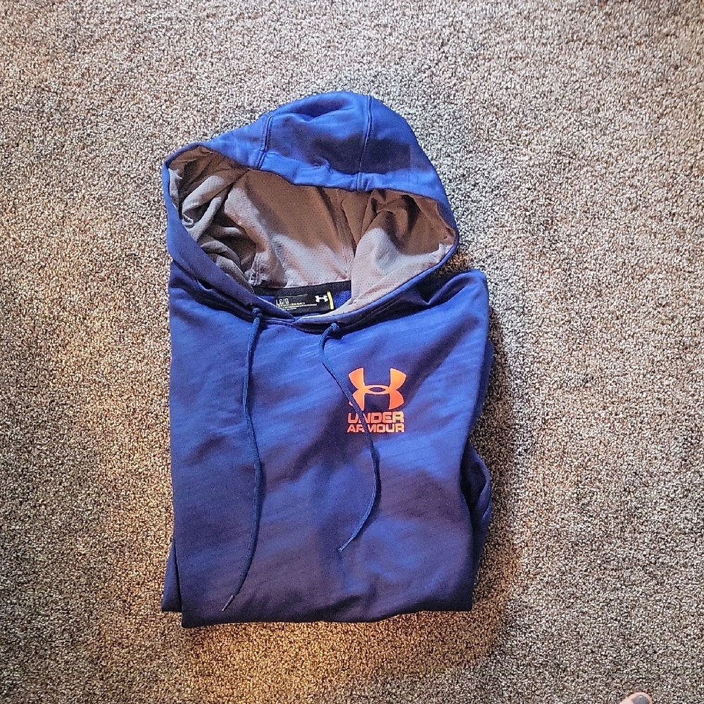 Under Armour Hoodie